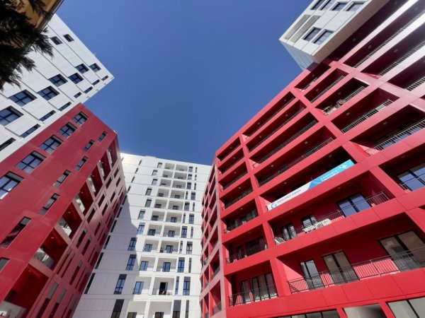 Tirane, shitet apartament 2+1 , 127 m² (Farmacia 10)