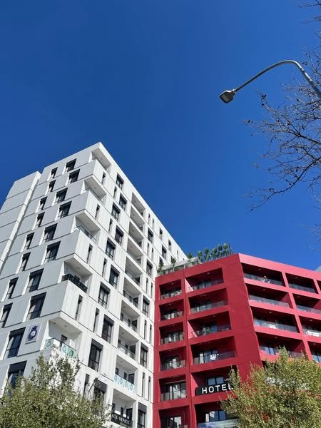 Tirane, shitet apartament 2+1 , 127 m² (Farmacia 10)