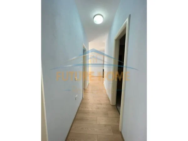 Tirane, shitet apartament 2+1 Kati 2, 114 m² 180.000 € (Unaza e Re)