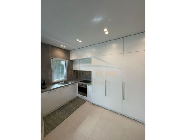 Tirane, shitet apartament 2+1 Kati 1, 117 m² 270.000 € (LIqeni i Thate)