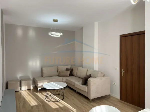 Tirane, shitet apartament 2+1 Kati 6, 91 m² 118.000 € (Unaza e Re)