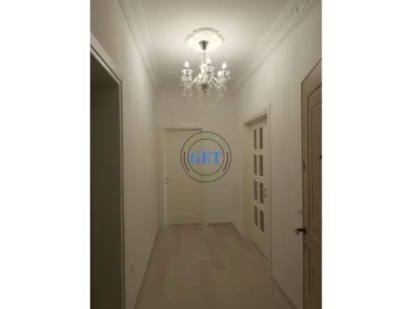 Durres, shes apartament 3+1 Kati 1, 161 m² 210.000 € (Qender, Durres)