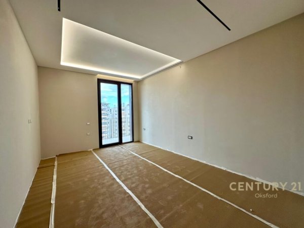 Tirane, shes apartament 2+1+2 , 145 m² 600.000 € (Rruga e Kosovarëve)
