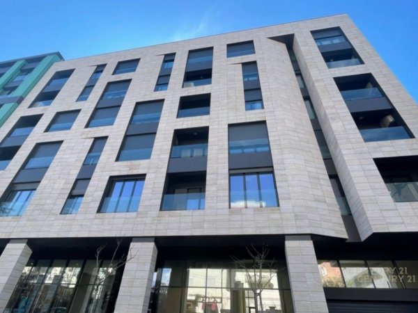 Tirane, shes ambjent biznesi , 630 m² 3.100.000 € (Liceu Artistik)