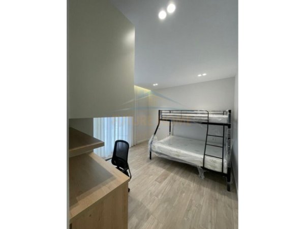Tirane, jepet me qera apartament 2+1 Kati 2, 103 m² 1.000 € (Liqeni i Thate)