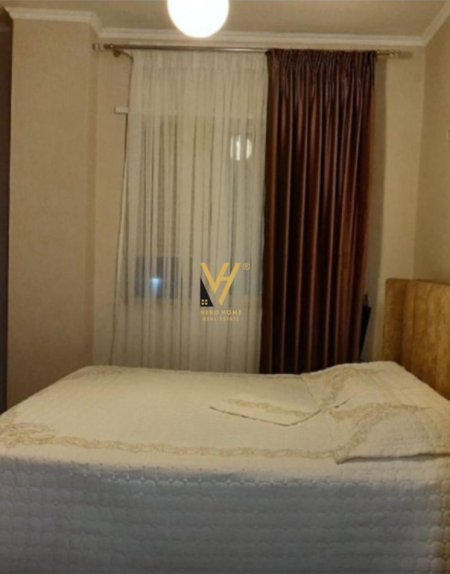 Tirane, jepet me qera apartament 3+1+Ballkon Kati 2, 105 m² 900 € (KOPSHTI ZOOLOGJIK)