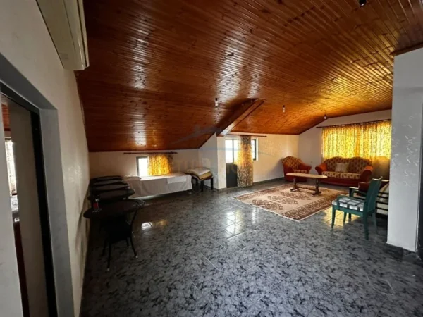 Durres, Plazh, shitet Vile 3 Katshe Kati 0, 422 m² 200.000 € (Plazh)