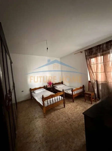 Durres, Plazh, shitet Vile 3 Katshe Kati 0, 422 m² 200.000 € (Plazh)