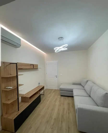 Tirane, shitet apartament 2+1 Kati 1, 75 m² 140.000 € (Rruga e Dibres)