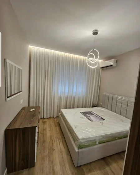 Tirane, shitet apartament 2+1 Kati 1, 75 m² 140.000 € (Rruga e Dibres)