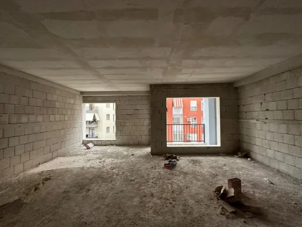 Tirane, shitet apartament 2+1+Ballkon Kati 8, 115 m² 159.599 € (Rruga e Dibres)