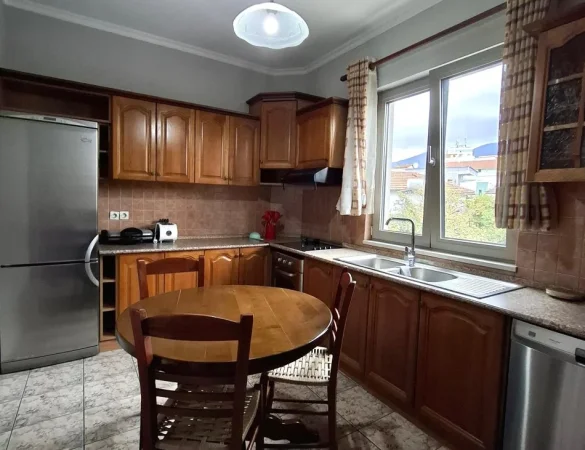 JEPET ME QERA: 3+1+Ballkon Kati 2, 114 m² 800 €/MUAJ**** ( 📍 Tregu Elektrik - Mihal Grameno)