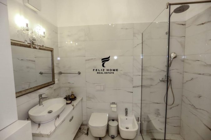 Tirane, jepet me qera apartament 1+1+Ballkon Kati 6, 78 m² 800 € (SQUARE 21)
