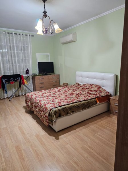 Tirane, apartament 2+1 , (Liqeni i Thate)