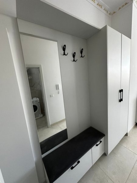 Tirane, jepet me qera apartament 2+1 Kati 2, 115 m² 900 € (MEDRESE)