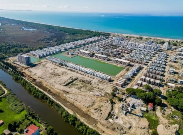 Durres, shitet Vile 2 Katshe , 495 m² 850.000 € (GJIRI I LALEZIT,DURRES)