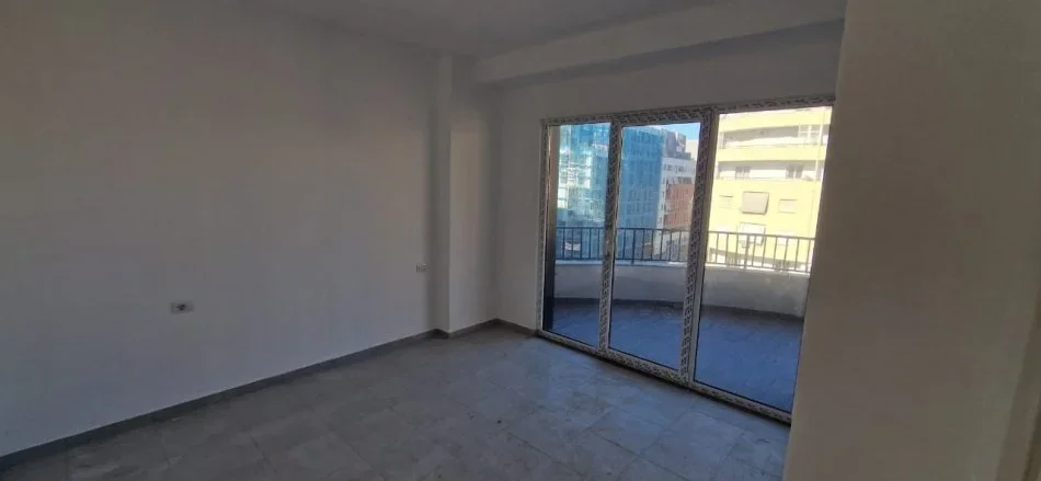 Tirane, shitet apartament 2+1 Kati 5, 121 m² 164.000 € (RR.BULEVARDI MIGJENI,ASTIR)