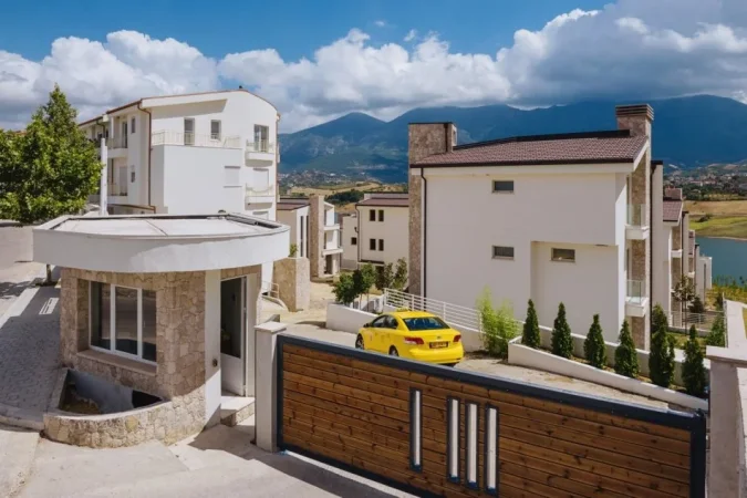 Tirane, shitet apartament 2+1 , 99 m² 195.000 € (LIQENI I FARKES)