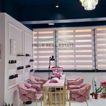 Tirane, jepet me qera ambjent biznesi Kati 2, 60 m² 700 € (Myslym Shyri)