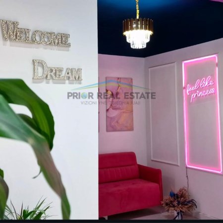 Tirane, jepet me qera ambjent biznesi Kati 2, 60 m² 700 € (Myslym Shyri)