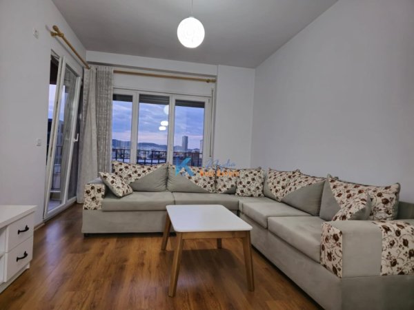 Tirane, jap me qera apartament 2+1+Ballkon Kati 4, 111 m² 650 € (2+1+2 per qira ne Ali Dem, afer Big Market)
