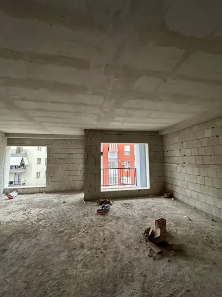 Tirane, shitet apartament 2+1+Ballkon Kati 8, 114 m² 159.600 € (Rruga e Dibres)