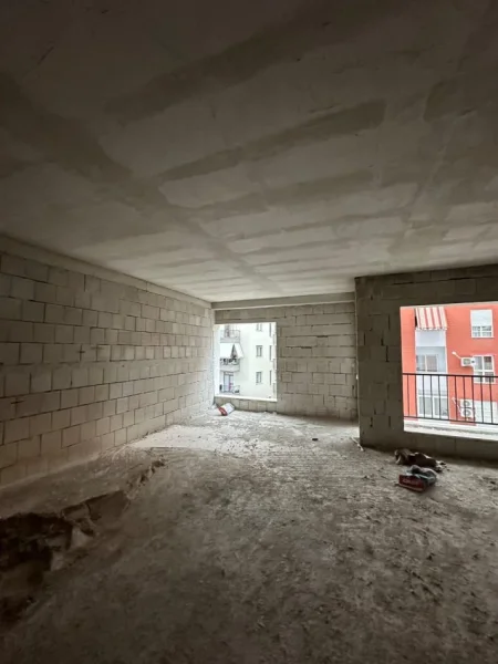 Tirane, shitet apartament 2+1+Ballkon Kati 8, 114 m² 159.600 € (Rruga e Dibres)