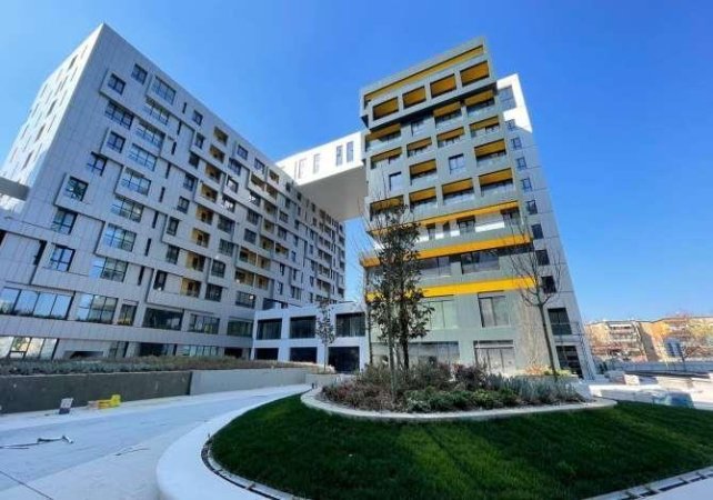 Tirane, shitet dyqan Kati 0, 106 m² 440.000 € (Rruga e Kavajes | Square21)