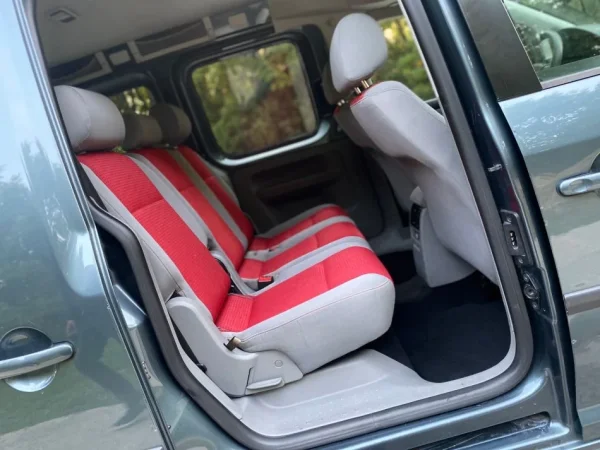 Tirane, shitet makine Volkswagen caddy benzine gaz Benzin+Gaz, gri e erret manuale, Klima