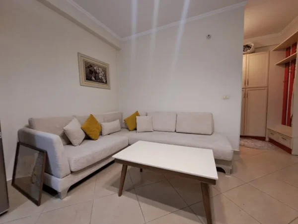 SHITET APARTAMENT 2+1+POST PARKIMI NE ASTIR, TEK OZONE-149,000 Euro