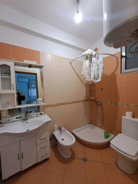 SHITET APARTAMENT 2+1+POST PARKIMI NE ASTIR, TEK OZONE-149,000 Euro