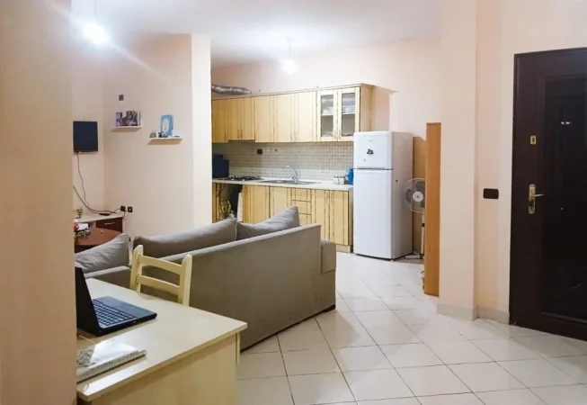 Tirane, shitet apartament 1+1+Aneks+Ballkon Kati 4, 80 m² 115.000 € (bulevardi i ri , rruga osman jonuzi)