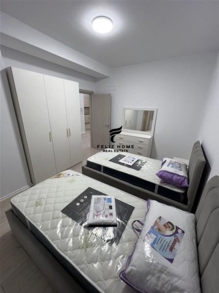 Shqiperi, jepet me qera apartament 2+1 Kati 9, 100 m² 650 € (RIVER RESIDENCE)