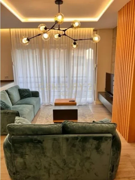 Tirane, jepet me qera apartament 2+1 Kati 3, 86 m² 1.500 € (Sheshi Wilson)