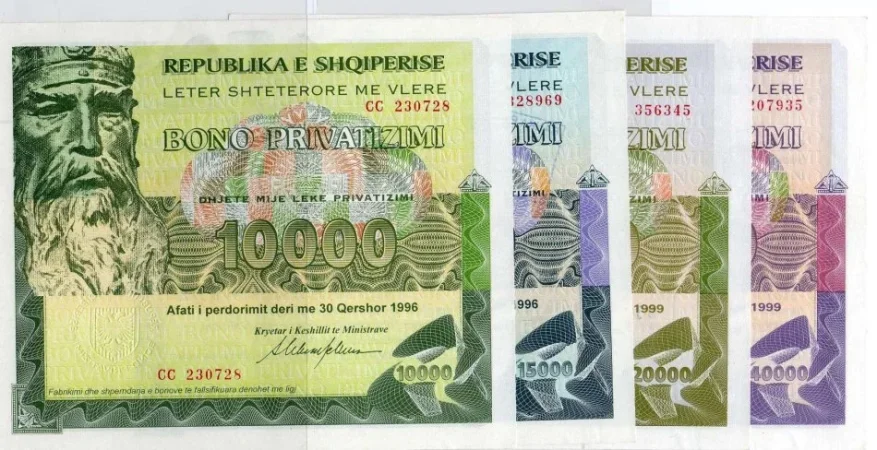 Tirane, blej bono privatizimi 3.000 €