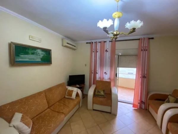 Durres, shitet apartament 1+1+Ballkon Kati 3, 70 m² 77.000 € (Shkembi i Kavajes)