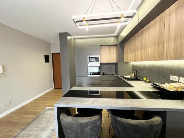 Tirane, shitet apartament 2+1+Ballkon Kati 4, 105 m² 219.999 € (Kopshti Zoologjik)