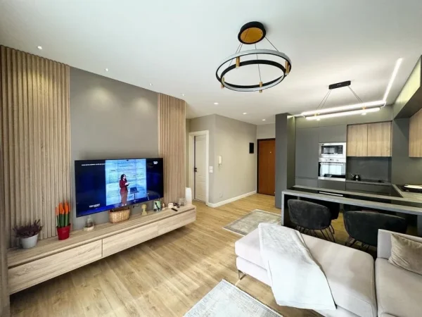 Tirane, shitet apartament 2+1+Ballkon Kati 4, 105 m² 219.999 € (Kopshti Zoologjik)