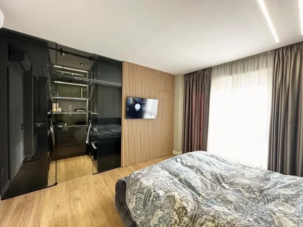 Tirane, shitet apartament 2+1+Ballkon Kati 4, 105 m² 219.999 € (Kopshti Zoologjik)