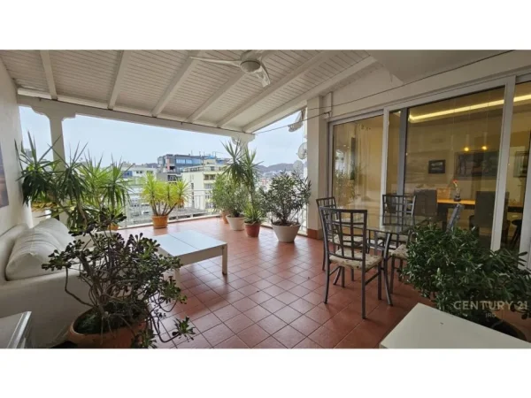 Tirane, shes apartament 3+1+Aneks+Ballkon Kati 12, 197 m² 640.000 € (Bllok)