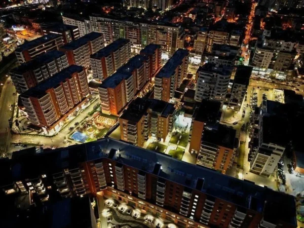 Tirane, shitet ambjent biznesi Kati 1, 100 m² 600.000 € (Kompleksi Delijorgji)