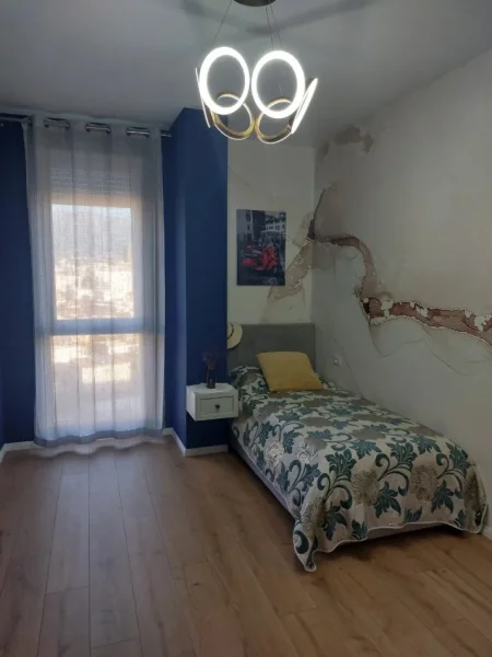 Tirane, jepet me qera apartament 2+1+Ballkon Kati 9, 90 m² 750 € (Fiori Di Bosko)