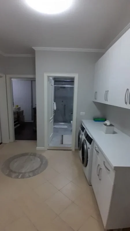 Tirane, Apartament 2+1 per shitje Kati 4, 114 m² 280.000 € (Rruga e Dibres)