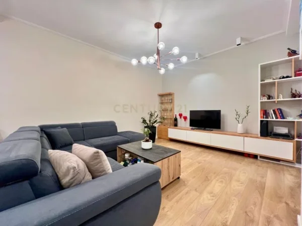 Tirane, shes apartament 2+1+Aneks+Ballkon Kati 2, 80 m² 148.000 € (KODRA DIELLIT)