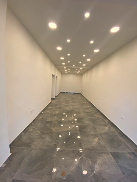 Tirane, shes dyqan Kati 0, 66 m² 550.000 € (Stadiumi Dinamo)
