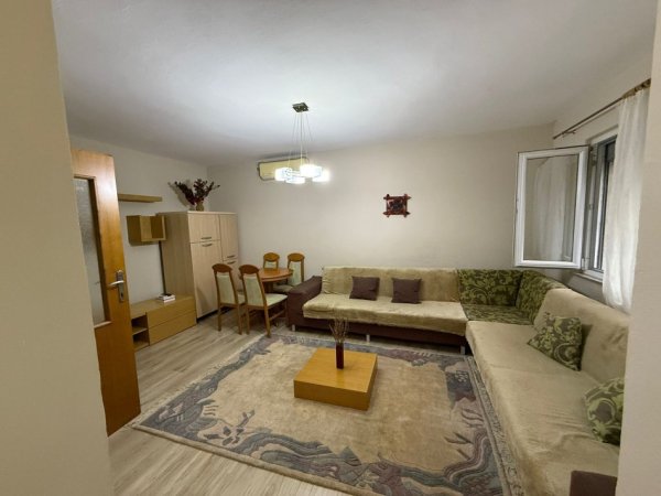Tirane, jepet me qera apartament 1+1 Kati 0, 53 m² 400 €