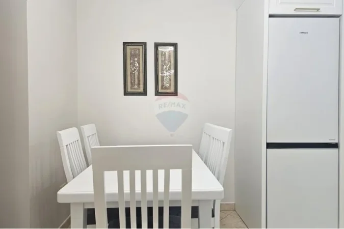 Tirane, jepet me qera 2+1 Kati 2, 100 m² 800 € (Myslym Shyri, Shqipëri)