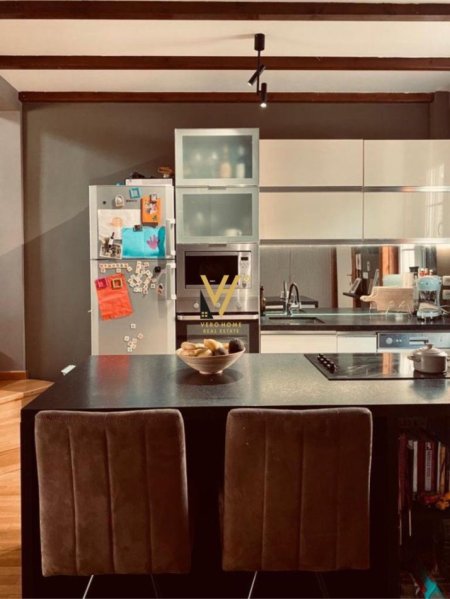 Tirane, jepet me qera apartament 4+1 , 180 m² 178.000 € (RRUGA E BRIGADAVE)