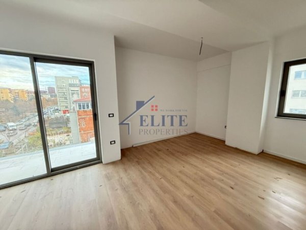 Tirane, jepet me qera apartament 1+1 Kati 3, 64 m² 400 € (Fusha e Aviacionit)