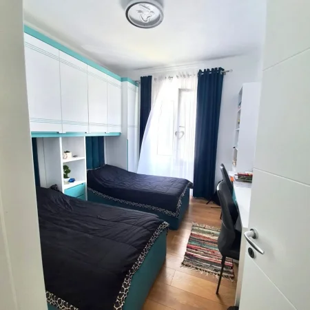 Tirane, shitet apartament 2+1 , 125 m² (Kopshti Botanik)